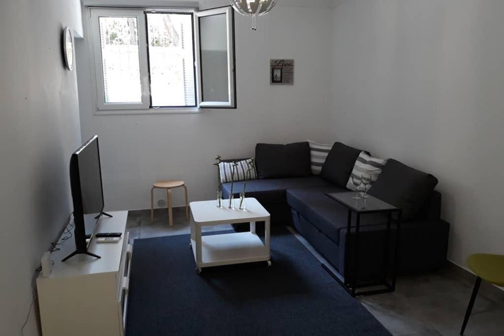 Cozy Apartment For 4 In Kolonaki, Lycabettus 雅典 外观 照片